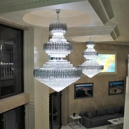 Апартамент Valencia Gardens Luxury Несебър