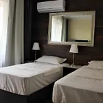 Διαμέρισμα Valencia Gardens Luxury Νεσέμπαρ