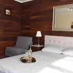 Valencia Gardens Luxury *