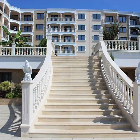 Valencia Gardens Luxury Apartment *
