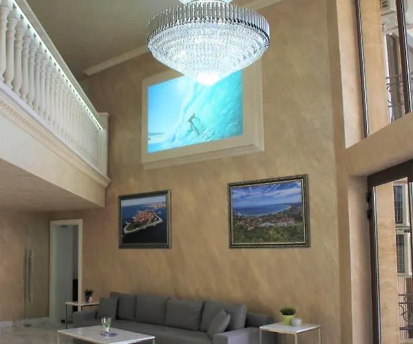 アパート Valencia Gardens Luxury ネセバル