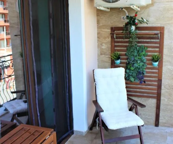 Valencia Gardens Luxury Apartment Nessebar