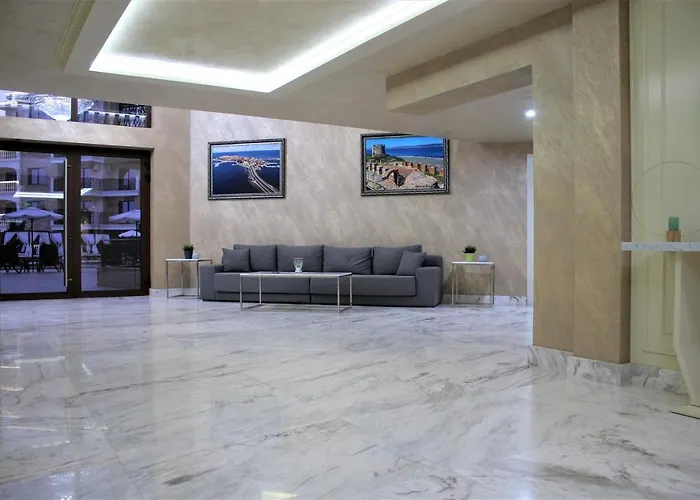 Valencia Gardens Luxury * ネセバル